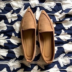 Faux Suede Pointed Flats Sz 6